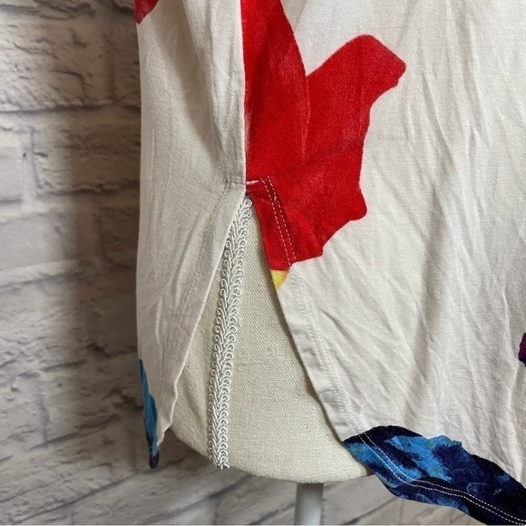 ARITZIA Babaton Bright and Bold Floral Half Sleeve Top Size Extra Small - Picture 7 of 12